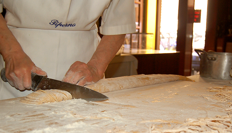 Ristorante Piperno a Roma dal 1860, pasta fresca all'uovo